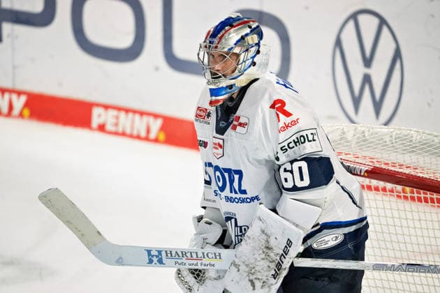 Joacim Eriksson, No. 60, Schwenninger Wild Wings, in goal (GER); Grizzlys Wolfsburg vs. Schwenninger Wild Wings, ice hockey, Penny DEL, Week 3, 2026–27 season, September 25, 2026 (GER), Grizzlys Wolfsburg vs. Schwenninger Wild Wings, ice hockey, Penny DEL, Week 3, 2026–27 season, September 25, 2026, Wolfsburg Copyright: xEibner-Pressefoto DanielxREINELTx EP_DRT