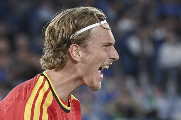 Italy v Belgium - UEFA Nations League ?????? ROME, ITALY - SEPTEMBER 25: Mika Godts, of Belgium, celebrates after scoring during the UEFA Nations League Group A1 League phase football match between Italy and Belgium at the Olympic stadium in Rome, Italy, on September 25, 2026. Isabella Bonotto Anadolu Rome Italy. Editorial use only. Please get in touch for any other usage.  Copyright: x2026xAnadoluxIsabellaxBonottox