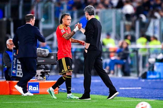 Italy v Belgium - UEFA Nations League 2026 ROME, ITALY - SEPTEMBER 25 : Van Bommel Mark head coach of Belgium and Da Silva Moreira Diego midfielder of Belgium during the UEFA Nations League tournament league phase matchday 1 group A1 match between Italy and Belgium on September 25, 2026 in Rome, Italy, 25 09 2026 Rome Italy  Copyright: xTomasxSiskx