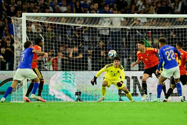 Italy v Belgium - UEFA Nations League 2026 ROME, ITALY - SEPTEMBER 25 : Lammens Senne goalkeeper of Belgium during the UEFA Nations League tournament league phase matchday 1 group A1 match between Italy and Belgium on September 25, 2026 in Rome, Italy, 25 09 2026 Rome Italy  Copyright: xJanxDexMeuleneirx