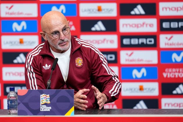 September 25, 2026, London, London, England: Luis de la Fuente, head coach of Spain, attends a press conference, PK, Pressekonferenz ahead of the UEFA Nations League 2026 27 match against England at Wembley Stadium on September 25, 2026, in London, England. London England - ZUMAa181 20260925_zaa_a181_053 Copyright: xDennisxAgyemanx