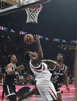 Partizan Mozzart Bet Belgrade v Armani Olimpia Milan - Euroleague BELGRADE, SERBIA - SEPTEMBER 25: Players in action during the Euroleague Basketball Regular Season Round 1 game between Partizan Mozzart Bet Belgrade and Armani Olimpia Milan at Belgrade Arena on September 25, 2026 in Belgrade, Serbia. Filip Stevanovic Anadolu Belgrade Serbia. Editorial use only. Please get in touch for any other usage.  Copyright: x2026xAnadoluxFilipxStevanovicx