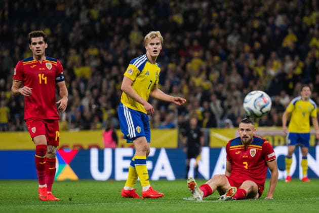September 25, 2026: Ianis Hagi and Radu Dragu?in of Romania during the Nations League soccer match between Sweden and Romania on September 25, 2026 in Stockholm. Photo by Emma Wallskog. BILDBYRAN code EW JM0854 bbeng soccer football fotball Nations League UEFA Nations League Sweden Sweden A Romania Romania  Copyright: EMMAxWALLSKOG BB260925EW095