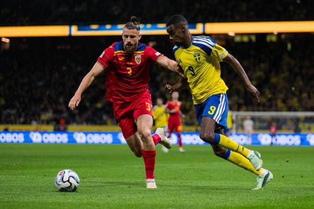 September 25, 2026: Radu Dragusin of Romania and Alexander Isak of Sweden during the Nations League soccer match between Sweden and Romania on September 25, 2026 in Stockholm. Photo by Emma Wallskog. BILDBYRAN code EW JM0854 bbeng soccer football fotball Nations League UEFA Nations League Sweden Sweden A Romania  Copyright: EMMAxWALLSKOG BB260925EW108