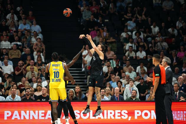 ASVEL Lyon-Villeurbanne v Maccabi Rapyd Tel Aviv - Euroleague 2026 2027 Hugo BESSON of Asvel during Euroleague match between Lyon-Villeurbanne and Tel Aviv at LDLC Arena on September 24, 2026 in Lyon, France. Lyon France  Copyright: xIconxSportx 776567068