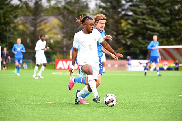 Iceland v France - Euro U21, U 21 2027 - Qualifications Daniel Freyr Kristjansson of Iceland U21 and Valentin ATANGANA of France U21 during Euro U21 2027 Qualifications match between Iceland and France at Throttarvollur on September 25, 2026 in Reykjavik, Iceland. Reykjavik Iceland  Copyright: xSandraxRuhautx 776567071
