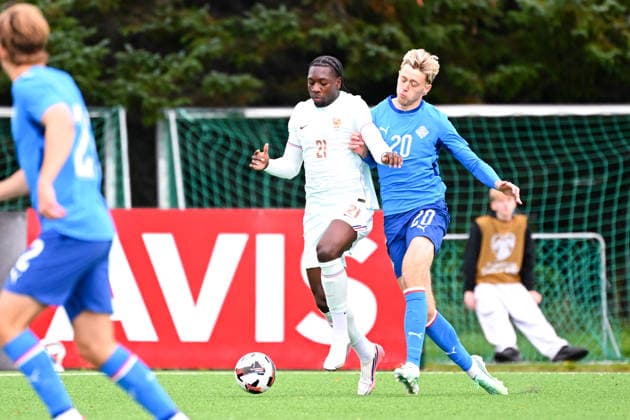 Iceland v France - Euro U21, U 21 2027 - Qualifications Jaydee CANVOT of France U21 and Viktor Dadason of Iceland U21 during Euro U21 2027 Qualifications match between Iceland and France at Throttarvollur on September 25, 2026 in Reykjavik, Iceland. Reykjavik Iceland  Copyright: xSandraxRuhautx 776567071