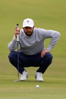 MEDINAH, IL - SEPTEMBER 25: Cameron Young of the United States looks over a putt on No. 15 during the Friday Foursomes session of the Presidents Cup, September 25, 2026, at Medinah Country Club in Medinah, Illinois. (Photo by Matthew Maxey Icon Sportswire) GOLF: SEP 25 Presidents Cup EDITORIAL USE ONLY Icon260925068