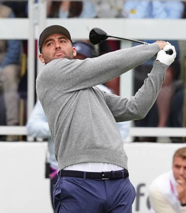 MEDINAH, IL - SEPTEMBER 25: Team USA player Scottie Scheffler plays his tee shot on the first hole during the second round of the 2026 Presidents Cup on September 25, 2026, at Medinah Country Club in Medinah, Illinois. (Photo by Brian Spurlock Icon Sportswire) GOLF: SEP 25 Presidents Cup EDITORIAL USE ONLY Icon2609259