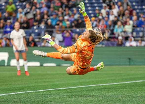 SEATTLE, WA - SEPTEMBER 25: Boston Legacy FC goalkeeper Casey Murphy (1) is air bound and unable to stop a shot on goal by Seattle Reign FC midfielder Jess Fishlock (10) (not pictured) in the second half during the NWSL match between Seattle Reign FC and Boston Legacy FC on September 25, 2026 at Lumen Field in Seattle, Washington. (Photo by Leslie Plaza Johnson Icon Sportswire) SOCCER: SEP 25 NWSL Seattle Reign FC vs Boston Legacy EDITORIAL USE ONLY Icon260925036