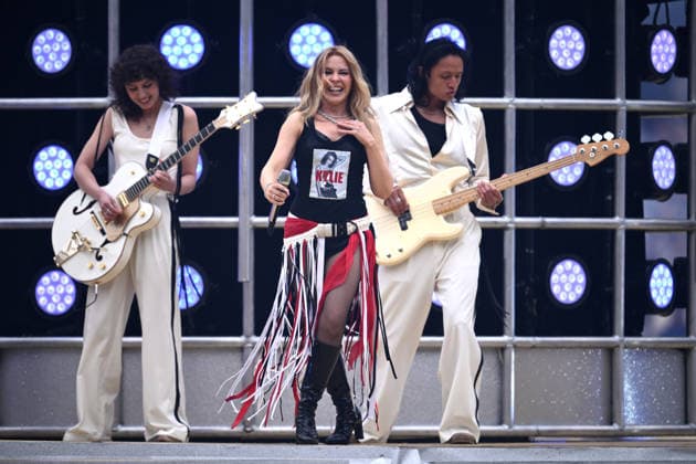 AFL GRAND FINAL, Kylie Minogue performs during the 2026 AFL Grand Final between the Brisbane Lions and the Fremantle Dockers at the Melbourne Cricket Ground in Melbourne, Saturday, September 26, 2026. ( NO ARCHIVING, EDITORIAL USE ONLY MELBOURNE VICTORIA Australia  Copyright: xJOELxCARRETTx 20260926117596587892