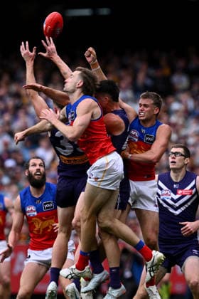 AFL GRAND FINAL, Harris Andrews of the Lions contests for the ball with Josh Treacy and Patrick Voss of the Dockers during the 2026 AFL Grand Final between the Brisbane Lions and the Fremantle Dockers at the Melbourne Cricket Ground in Melbourne, Saturday, September 26, 2026. ( NO ARCHIVING, EDITORIAL USE ONLY MELBOURNE VICTORIA Australia  Copyright: xJOELxCARRETTx 20260926190969821902