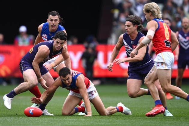 AFL GRAND FINAL, Hugh McCluggage of the Lions competes for possession with Andrew Brayshaw of the Dockers during the 2026 AFL Grand Final between the Brisbane Lions and the Fremantle Dockers at the Melbourne Cricket Ground in Melbourne, Saturday, September 26, 2026. ( NO ARCHIVING, EDITORIAL USE ONLY MELBOURNE VICTORIA Australia  Copyright: xJOELxCARRETTx 20260926180120316464