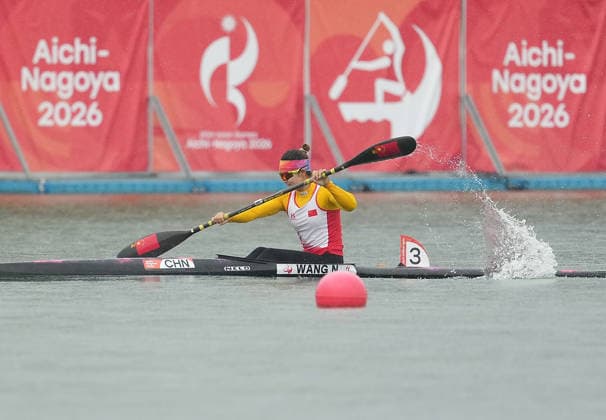 (260926) -- NAGOYA, Sept. 26, 2026 -- Wang Nan of China competes during the women s kayak single 500m final of canoe sprint at the 20th Asian Games Aichi-Nagoya 2026 in Miyoshi of Aichi Prefecture, Japan, Sept. 26, 2026. ) (SP)JAPAN-NAGOYA-ASIAN GAMES-CANOE SPRINT-WOMEN S KAYAK SINGLE 500M-FINAL ZhangxHaobo 