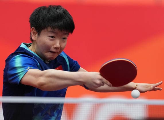 (260926) -- TOYOTA, Sept. 26, 2026 -- Sun Yingsha of China competes during the women s singles round 3 match of Table tennis, Tischtennis against Orawan Paranang of Thailand at the 20th Asian Games Aichi-Nagoya 2026 in Toyota of Aichi Prefecture, Japan, Sept. 26, 2026. ) (SP)JAPAN-TOYOTA-ASIAN GAMES-TABLE TENNIS-WOMEN S SINGLES CheongxKamxKa 