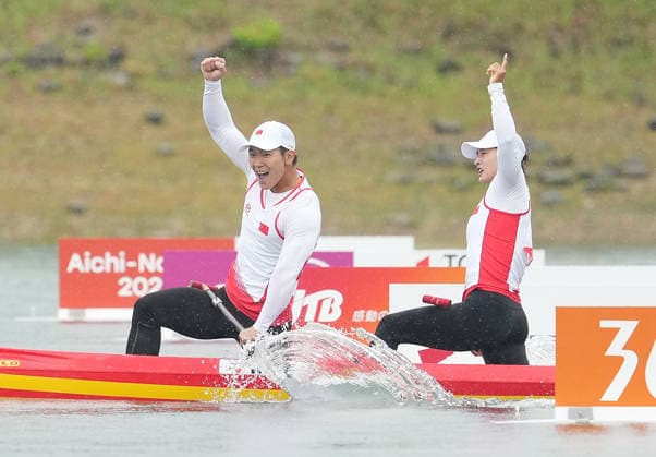 (260926) -- NAGOYA, Sept. 26, 2026 -- Wu Shengyue (L) Ma Yanan of China celebrate after the mixed canoe double 500m final of canoe sprint at the 20th Asian Games Aichi-Nagoya 2026 in Miyoshi of Aichi Prefecture, Japan, Sept. 26, 2026. ) (SP)JAPAN-NAGOYA-ASIAN GAMES-CANOE SPRINT-MIXED CANOE DOUBLE 500M-FINAL ZhangxHaobo
