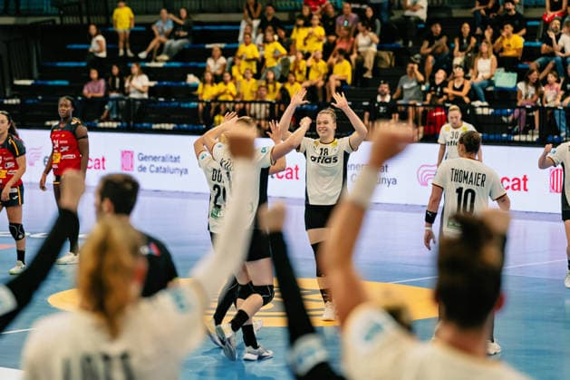 Ida Petzold (Germany, 18) celebrates with Nieke Kuehne (Germany, 19) and Antje Doell (Germany, 29) after scoring her first goal for the national team, Spain vs. Germany, handball, national team, women, friendly match, September 25, 2026, Spain vs. Germany, Handball, National Team, Women, Friendly Match, September 25, 2026, Granollers Copyright: xEibner-Pressefoto LarsxNeumannx EP_LNN