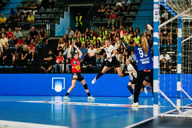 Emily Vogel, Germany, 20, taking a shot, Spain vs. Germany, handball, national team, women, friendly match, September 25, 2026; Spain vs. Germany, handball, national team, women, friendly match, September 25, 2026, Granollers Copyright: xEibner-Pressefoto LarsxNeumannx EP_LNN