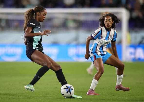 September 25, 2026, Harrison, New Jersey, USA: Gotham FC forward Jordynn Dudley (2) controls the ball during the NWSL match between Gotham FC and the Chicago Stars FC at Sports Illustrated Stadium on Friday, September 25, 2026; Harrison, New Jersey, USA. NJ: NWSL 2026: Gotham FC : Chicago Stars FC  - ZUMAs325 20260925_zsp_s325_027 Copyright: xJessxStilesx
