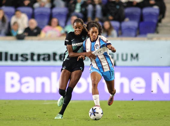September 25, 2026, Harrison, New Jersey, USA: Gotham FC forward Jordynn Dudley (2) and Chicago Stars FC forward NoÂ¡dia Filipa Gomes Coelho (11) battle for the ball during the NWSL match between Gotham FC and the Chicago Stars FC at Sports Illustrated Stadium on Friday, September 25, 2026; Harrison, New Jersey, USA. Harrison USA - ZUMAs325 20260925_zsp_s325_037 Copyright: xJessxStilesx