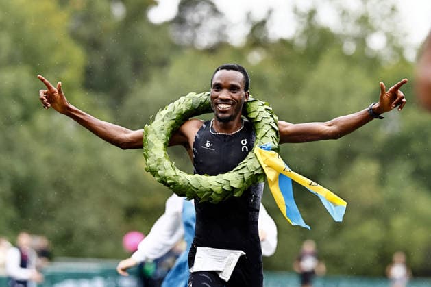 260926 Egide Ntakarutimana, winner of the Men s 15 km race on September 26, 2026, in Lidingö  Copyright: PETERxHOLGERSSON BB260926PH008