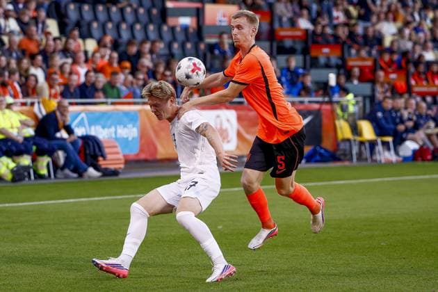 DEVENTER , 25-09-2026 , Stadium De Adelaarshorst , season 2026 2027 , EURO U-21 Qualification football . match between Netherlands U-21 and Norway U-21, FINAL RESULT 0-0, Picture shows Norway U21, U 21 player Runar Norheim Netherlands U21 player Mats Rots Netherlands U21 - Norway U21  x207587686x Copyright: