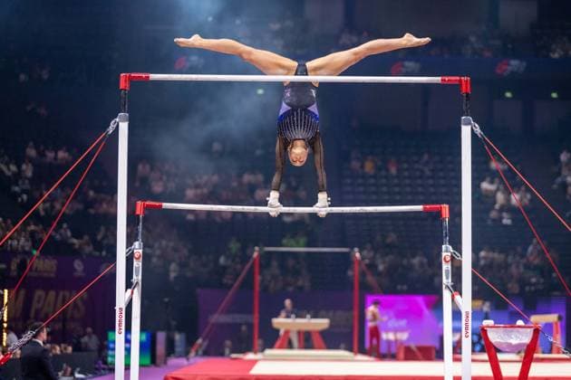 September 26, 2026, Paris, Paris, France: September 26, 2026, Paris, France: Emily Roper of Great Britain during the qualifier of the uneven bars at Gym Paris inside the AccorArena. Paris France - ZUMAp284 20260926_zip_p284_001 Copyright: xMickaelxPintax
