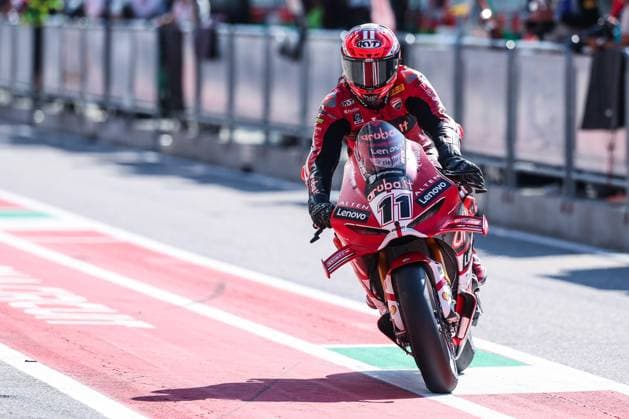 September 26, 2026, San Martino Del Lago, Cremona, Italy: Nicolo Bulega of Aruba.it Racing - Ducati with Ducati Panigale V4R seen during Pit Lane Box of SBK Round 10 EICMA Italian Round. San Martino Del Lago Italy - ZUMAs197 20260926_aaa_s197_070 Copyright: xFabrizioxCarabellix