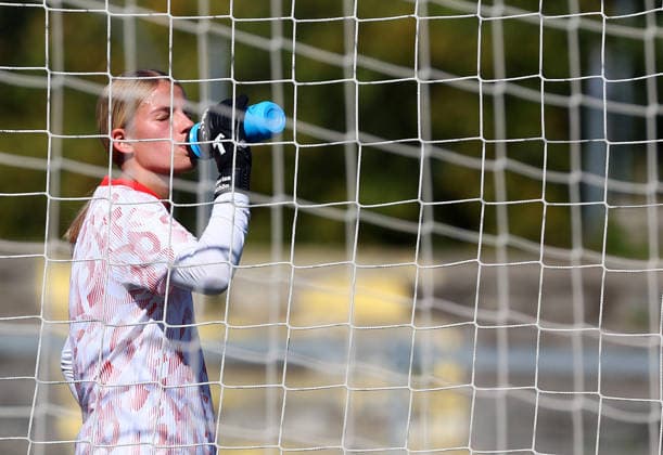 Football Women german DFB Pokal Cup 2026 - 2027 Fc Ingolstadt-FSV Mainz Schon Marisa of Mainz is seen during the Women German DFB Pokal Cup 2026 - 2027 football match between Fc Ingolstadt and 1.FSV Mainz 05 at ESV Stadium in Ingolstadt , Bayern , Germany . September 26th , 2026 Photo by Davide Elias Copyright: xDavidexEliasx