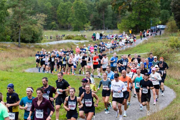 260926 Runners in the Lidingöloppet 30km race on September 26, 2026, in Lidingö  Copyright: PETERxHOLGERSSON BB260926PH020