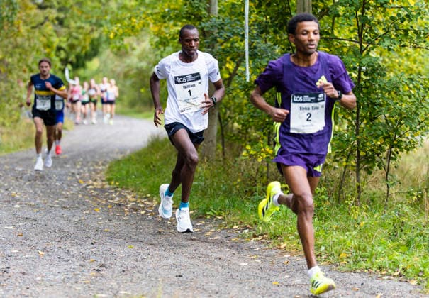 260926 William Nyaronia Morwabe, Kenya, during the 30-kilometer Lidingö Race on September 26, 2026, in Lidingö  Copyright: PETERxHOLGERSSON BB260926PH021