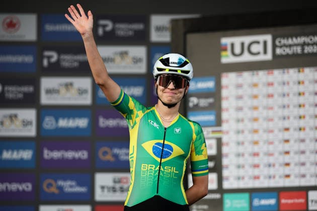 2026 UCI Road World Championships Picture by Alex Whitehead SWpix.com - 26 09 2026 - Cycling - 2026 UCI Road World Championships - MontrÃ al, Canada - Women Elite Road Race - Brazil - Ana Vitoria Magalhaes (Brazil) MontrÃ al Avenue du Parc Canada Copyright: x xSWpix.comx(t axPhotographyxHubxLtd)xAlexxWhitehead SWpix.comx SWP-3521-3892