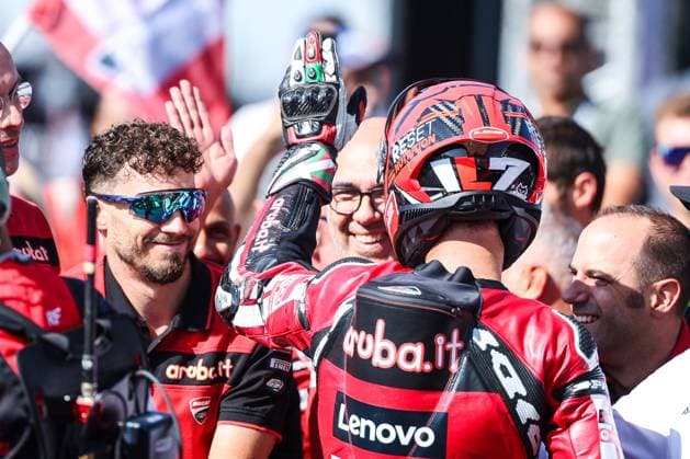SBK Round 10 EICMA Italian Round (Podium Tissout Superpole) in San Martino del Lago, Italy - 26 Sep 2026 Iker Lecuona of Aruba.it Racing - Ducati with Ducati Panigale V4R celebrates the best time in Tissout Superpole during Podium Tissout Superpole of SBK Round 10 EICMA Italian Round. San Martino del Lago Italy Copyright: xFabrizioxCarabellix xSOPAxImagesx Fabrizio-Carabelli-1454009