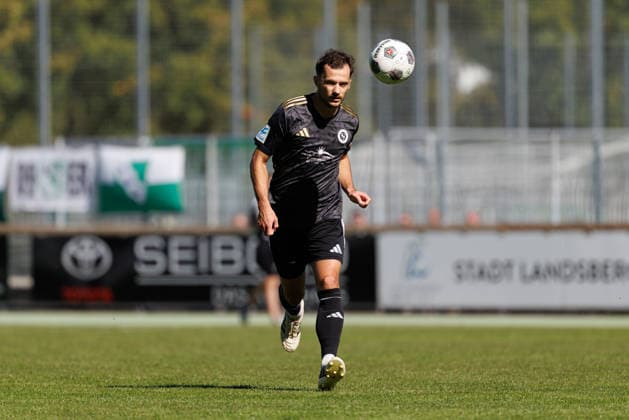 Eric Weeger, 25, SpVgg Ansbach, during the match between TSV Landsberg and SpVgg Ansbach, soccer, men s, Bavarian Regional League, 2026–2027, Matchday 11 on September 26, 2026, in Landsberg am Lech, Sportpark, Bavaria, Germany
