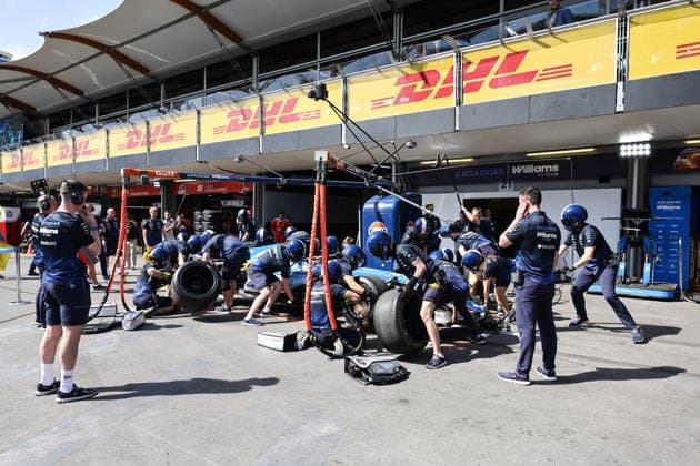 AZERBAIJAN, BAKU - SEPTEMBER 26, 2026: Atlassian Williams F1 Team takes part in the 2026 Formula One Azerbaijan Grand Prix at the Baku City Circuit 2026 Formula One Azerbaijan Grand Prix  - ZUMAt113 20260926_zaa_t113_144 Copyright: xDanilxAikinx