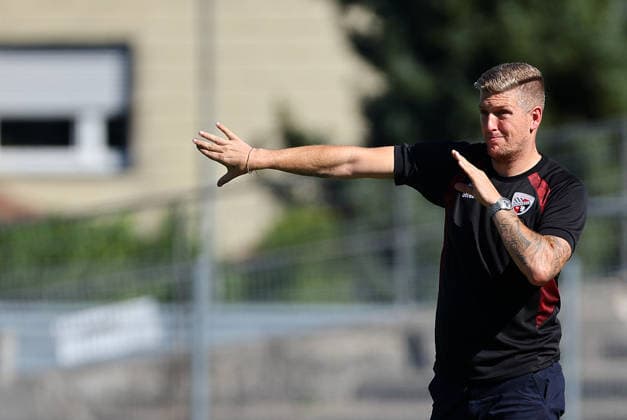 Football Women german DFB Pokal Cup 2026 - 2027 Fc Ingolstadt-FSV Mainz Coach of Ingolstadt Benjamin Stolte gestures during the Women German DFB Pokal Cup 2026 - 2027 football match between Fc Ingolstadt and 1.FSV Mainz 05 at ESV Stadium in Ingolstadt , Bayern , Germany . September 26th , 2026 Photo by Davide Elias Copyright: xDavidexEliasx