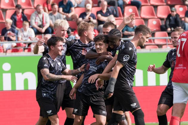 Preussen s celebration after a goal by Joscha Wosz Preussen, 20th minute, penalty kick, Hallescher FC vs. BFC Preussen 1894 e.V., soccer, Regionalliga Nordost, Matchday 11, 2026–27 season, September 26, 2026, Halle Leuna Chemie Stadium, ST, Germany