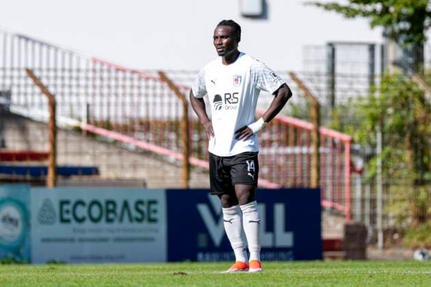 Hans Nunoo Sarpei, SG Barockstadt, 14, player for SG Barockstadt Fulda Lehnerz Föllscheelf, looking disappointed, disappointment, frustration, pessimistic, after conceding the goal that made the score 2–0, action, play, game scene, September 26, 2026, Mannheim, Germany, soccer, Regionalliga Südwest, VfR Mannheim vs. SG Barockstadt Fulda Lehnerz xozx