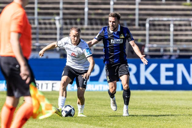 SSV Ulm 1846 Soccer vs. SV Eintracht Trier, Soccer, Regionalliga Southwest, Matchday 9, Donaustadion Ulm, September 26, 2026, photo by Mattis Hoppe, SSV Ulm 1846 Soccer, 02, Jonas Singer, SV Eintracht Trier, 31 SSV Ulm 1846 Soccer vs. SV Eintracht Trier, Soccer, Regionalliga Southwest, Matchday 9, Donaustadion Ulm, September 26, 2026. Photo by Lucca Fundel, Ulm, Donaustadion, Baden-Württemberg, Germany