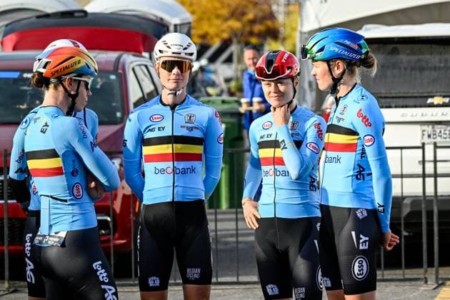 Belgian Shari Bossuyt; Belgian Lotte Claes; Belgian Lotte Kopecky; Belgian Sandrine Tas of LottoIntermarche Ladies; Belgian Julie Van De Velde and Belgian Margot Vanpachtenbeke pictured before the elite women Road Race race (180,4 km) at the cycling World Championship, WM, Weltmeisterschaft in Montreal, Canada, Saturday 26 September 2026. The UCI road world championships are taking place from 20 to 27 September, in Montreal, Canada. JASPERxJACOBS  x187880711x