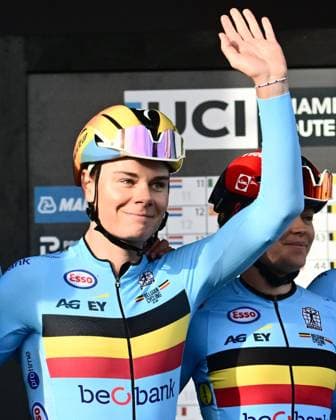 UCI 2026 Road World Championship, WM, Weltmeisterschaft Montreal 26 09 2026 MONTREAL, CANADA - SEPTEMBER 26 : Bossuyt Shari (BEL), Van De Velde Julie (BEL), Kopecky Lotte (BEL), Vanpachtenbeke Margot (BEL), Claes Lotte (BEL) and Tas Sandrine (BEL) during the Women Elite cycling road race of the 2026 UCI Road World Championships 93th edition an UCI World Championships cycling race of 180.1 km with start in Montreal and finish in Montreal on September 26, 2026 in Montreal, Canada, 26 09 2026 Montreal Canada Copyright: xPeterxDexVoechtx