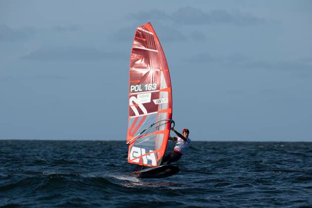 PWA Citroën World Windsurfing Tour Sylt 2026 Day 1 Men s Slalom Canceled Due to Insufficient Wind Sylt Westerland, September 26, 2026 Tomasz Romanowski Men s Slalom Foil, Poland, POL 163 PWA Citroën World Windsurfing Tour Sylt 2026 Day 1 Slalom Men canceled due to insufficient wind on September 26, 2026, off Brandenburger Beach, motorboat off Sylt Westerland, Germany Copyright: xBEAUTIFULxSPORTS AndreasxDickx