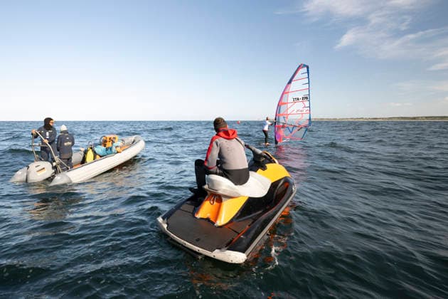 PWA Citroën World Windsurfing Tour Sylt 2026 Day 1 Men s Slalom Canceled Due to Insufficient Wind Sylt Westerland, September 26, 2026 CREW Judges PWA Citroën World Windsurfing Tour Sylt 2026 Day 1 Men’s Slalom Canceled Due to Insufficient Wind on September 26, 2026 off Brandenburger Beach Motorboat in Sylt Westerland, Germany Copyright: xBEAUTIFULxSPORTS AndreasxDickx