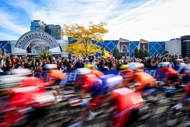 The pack of riders pictured at the start during the elite women Road Race race (180,4 km) at the cycling World Championship, WM, Weltmeisterschaft in Montreal, Canada, Saturday 26 September 2026. The UCI road world championships are taking place from 20 to 27 September, in Montreal, Canada. JASPERxJACOBS  x187881358x