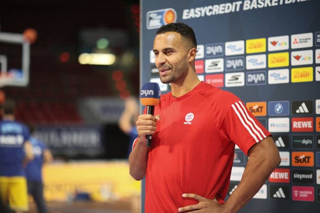 Johannes Thiemann, FC Bayern Basketball, 32, during a pre-game interview, GER, FC Bayern Basketball vs. Alba Berlin, Basketball, easycredit Basketball Bundesliga, Matchday 23, 2026–2027 Season, September 26, 2026, GER, FC Bayern Basketball vs. Alba Berlin, basketball, easycredit Basketball Bundesliga, Matchday 23, 2026–2027 season, September 26, 2026, Munich Copyright: xEibner-Pressefoto JennixMaulx EP_JML