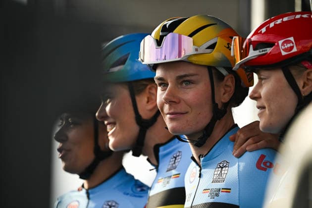 2026 UCI Road World Championships Picture by Zac Williams SWpix.com - 26 09 2026 - Cycling - 2026 UCI Road World Championships - MontrÃ al, Canada - Women Elite Road Race - Lotte Kopecky (Belgium) Copyright: x xSWpix.comx(t axPhotographyxHubxLtd)xZacxWilliams SWpix.comx SWP-3521-3954