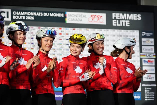 2026 UCI Road World Championships Picture by Alex Whitehead SWpix.com - 26 09 2026 - Cycling - 2026 UCI Road World Championships - MontrÃ al, Canada - Women Elite Road Race - Sarah Van Dam (Canada) MontrÃ al Avenue du Parc Canada Copyright: x xSWpix.comx(t axPhotographyxHubxLtd)xAlexxWhitehead SWpix.comx SWP-3521-3962