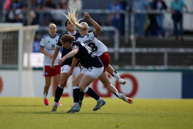 Soccer I Women s I 2026–2027 Season I DFB Cup I SV Meppen vs. Hamburger SV I September 26, 2026 Bente Bode 14, SV Meppen and Martens 18, Hamburger SV in a head-to-head match at Meppen’s Hänsch Arena in Lower Saxony, Germany Copyright: xLobeca CedricxSiefkerx