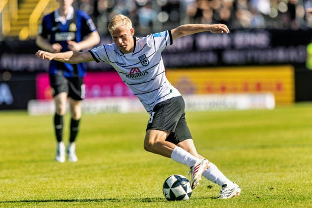 Cropped single image by Lockl, SSV Ulm 1846 Soccer, 08 SSV Ulm 1846 Soccer vs. SV Eintracht Trier, Soccer, Regionalliga Southwest, Matchday 9, Donaustadion Ulm, September 26, 2026, Ulm Copyright: xLuccaxFundelx EP_EER