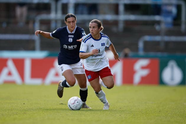 Soccer I Women I 2026–2027 Season I DFB Cup I SV Meppen vs. Hamburger SV I September 26, 2026 Rahel Lang 16, SV Meppen and Leila Peneau 15, Hamburger SV in a duel at Meppen’s Hänsch Arena in Lower Saxony, Germany Copyright: xLobeca CedricxSiefkerx